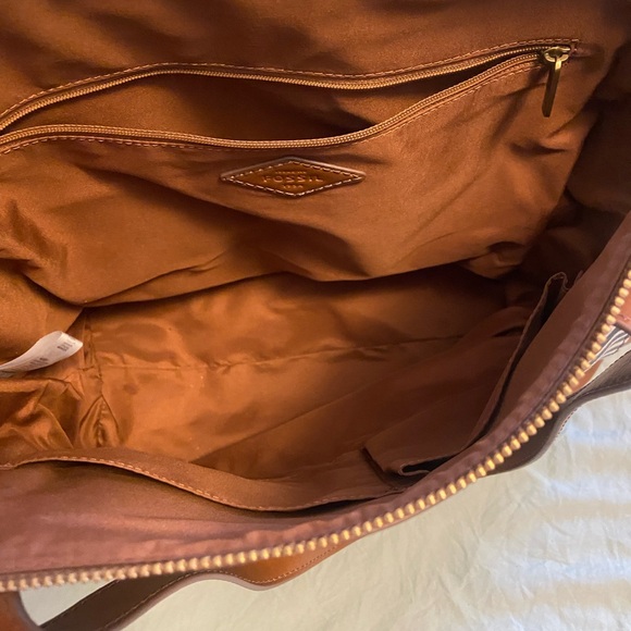 Fossil purse - Picture 2 of 2